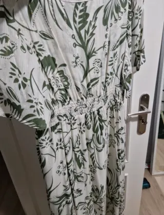 Vestido largo estampado floral verde y blanco