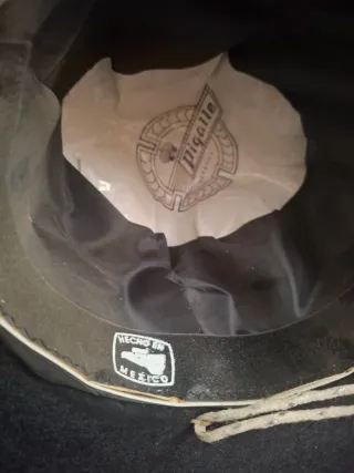 Sombrero Mexicano Auténtico Negro y Dorado