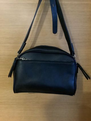 Bolso negro bandolera