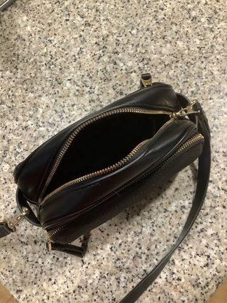 Bolso negro bandolera
