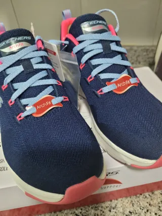 Skechers Arch Fit Scarpe Sportive Donna