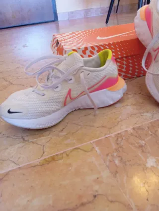 Zapatillas Nike Renew Run T.41 Originales