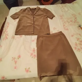 Lote Ropa Señora Marrón y Gris