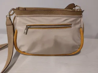 Bolso bandolera Abbacino camel y beige
