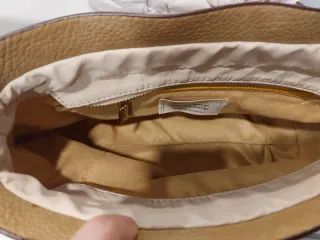 Bolso bandolera Abbacino camel y beige