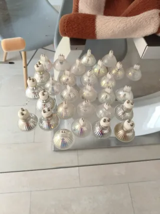 33 Transformadores para lámparas halógenas