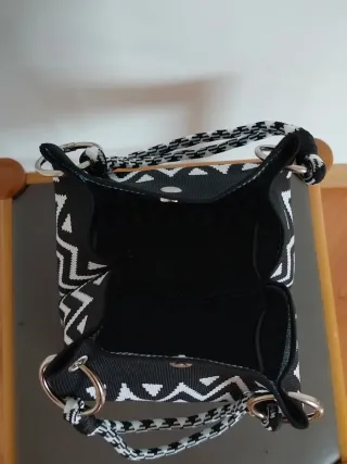 Bolso cubo nailon geométrico B&N