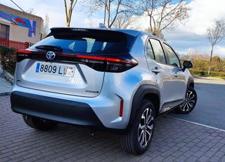 Toyota Yaris Cross 120h Hibrido sólo 8.000km!!!