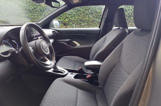 Toyota Yaris Cross 120h Hibrido sólo 8.000km!!!