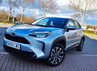 Toyota Yaris Cross 120h Hibrido sólo 8.000km!!!