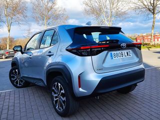 Toyota Yaris Cross 120h Hibrido sólo 8.000km!!!