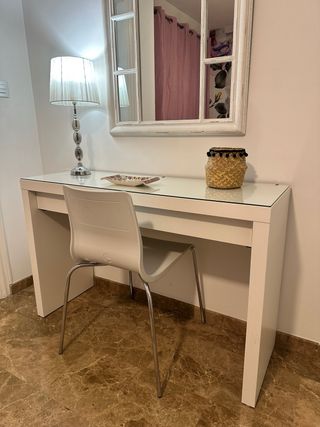 Tocador/escritorio blanco y cristal