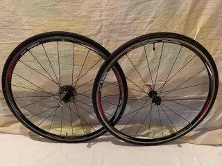 Ruedas Shimano road Racing WH-R500 Vredestein 10v