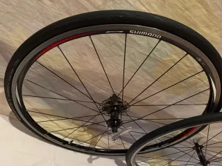 Ruedas Shimano road Racing WH-R500 Vredestein 10v