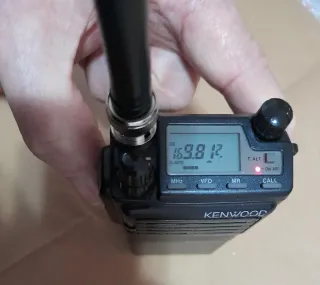 Radio Portatile VHF Kenwood Nera