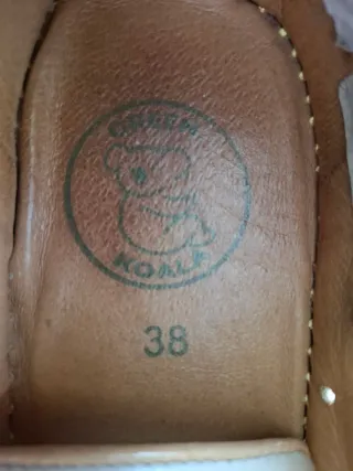 Zapatillas 100% piel, peso pluma