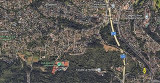 Solar urbano en Sant Cugat del Vallès con licencia