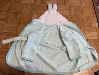 Albornoz bebé conejito azul