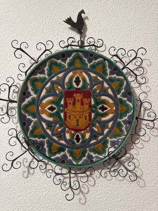 Cuadro decorativo de cerámica y metal