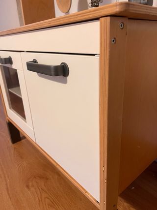 Cocina de juguete con accesorios,