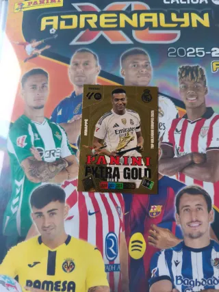 Cromo Mbappé Panini Extra Gold 2025