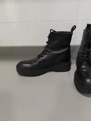 Botines Levi's de Piel Negros