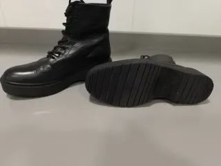 Botines Levi's de Piel Negros