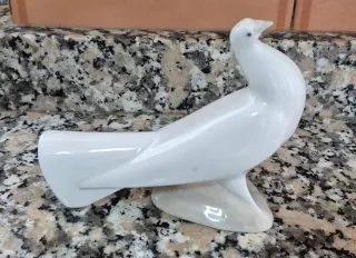 Paloma de porcelana Nao