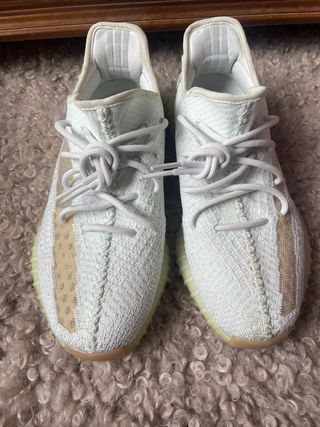Adidas Yeezy Boost 350 V2 Hyperspace