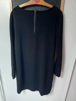 Vestido negro manga larga