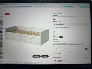 Cama BRIMNES IKEA blanca con cajones.