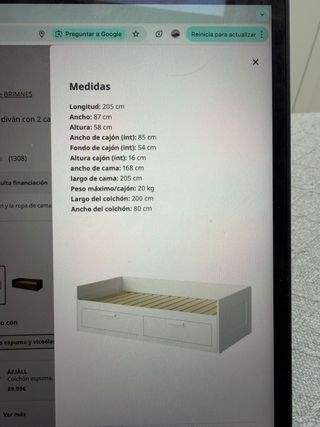 Cama BRIMNES IKEA blanca con cajones.