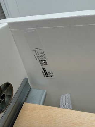 Cama BRIMNES IKEA blanca con cajones.
