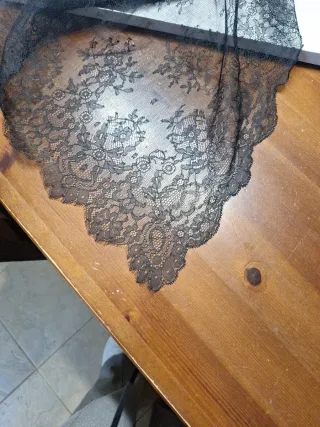 Mantilla Fallera Negra