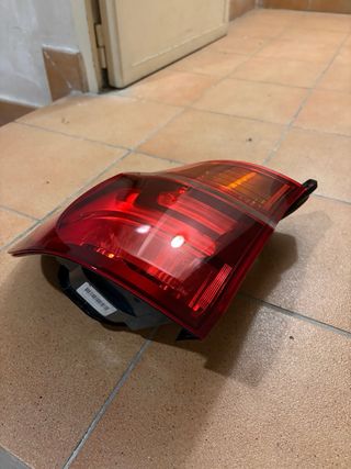 Piloto trasero BMW X5 E70