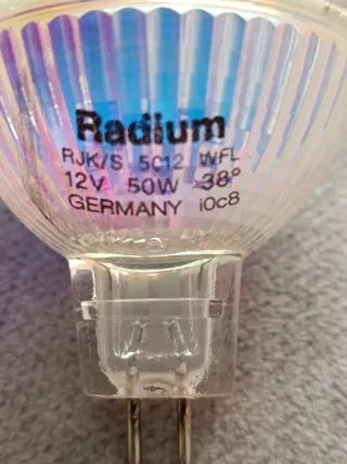 1 a 6 bombillas halógenas. Usadas. Radium
