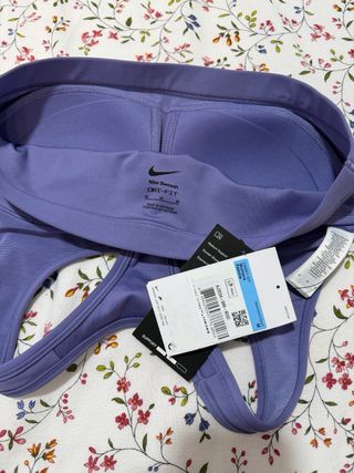 Conjunto Deportivo Nike Mujer Morado