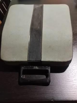 Máquina de escribir Olivetti Lettera 32