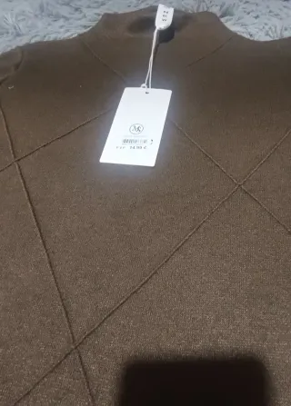 Jersey cuello alto talla única marrón