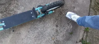 Patín scooter azul para adulto