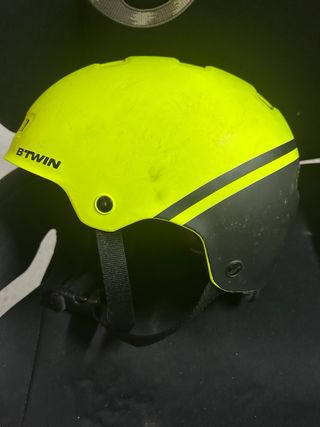 Patines Oxelo Talla 29-32 y casco