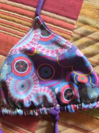 Bikini Desigual Talla S aunque viene pequeño