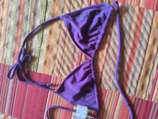 Bikini Desigual Talla S aunque viene pequeño