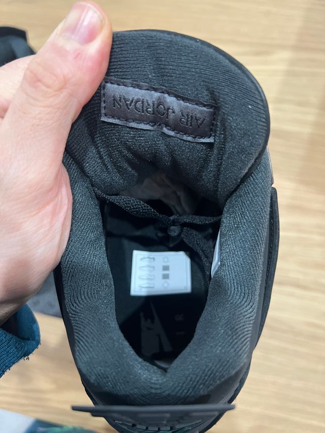 Jordan 4 Retro Black Cat Talla 44.5