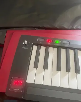 keytar korg rk100s 2 sintetizador