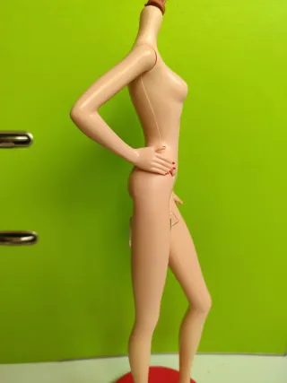 Cuerpo Barbie Collector Signature Suim Noh