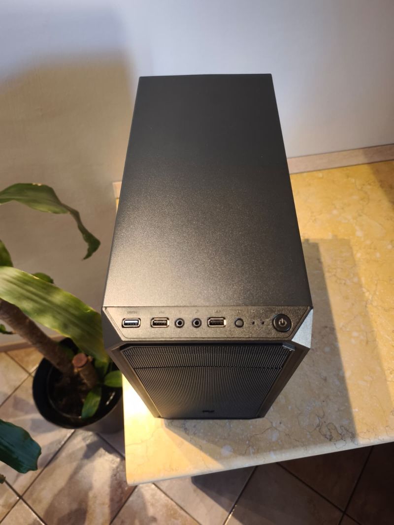 PC de escritorio i7-8700K RX580 16GB RAM SSD Negro afbeelding 5