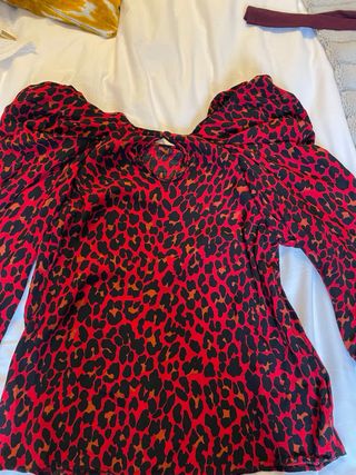 Blusa manga abullonada estampado leopardo