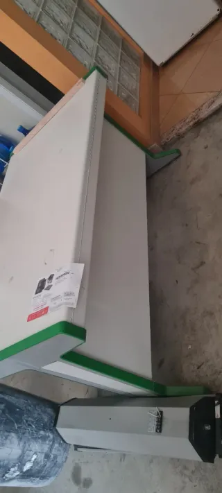 Mesa robusta para patrones y planos