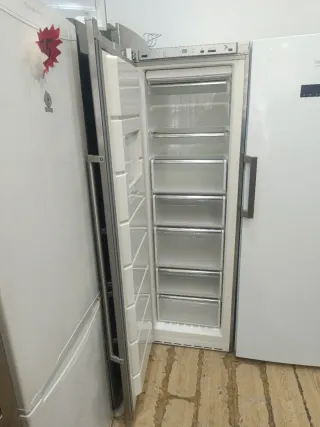 Nevera Siemens y Congelador Beko garantía transpor